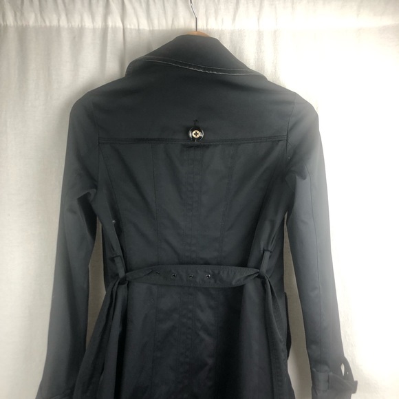 RW&CO  black trench coat fully lined with faux Leather trim - Picture 9 of 9
